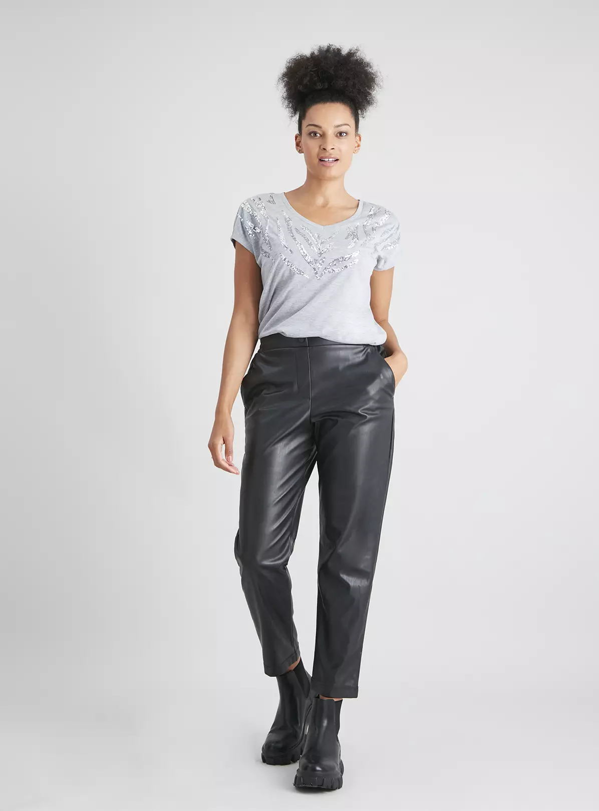 Grey Sequin Zebra Print T-Shirt - 10 3 Grey Sequin Zebra Print T-Shirt - 10 - Image 3