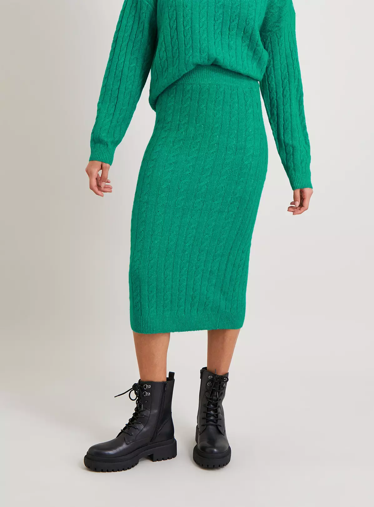 Green Knitted Coord Cable Skirt - 22 2 Green Knitted Coord Cable Skirt - 22 - Image 2