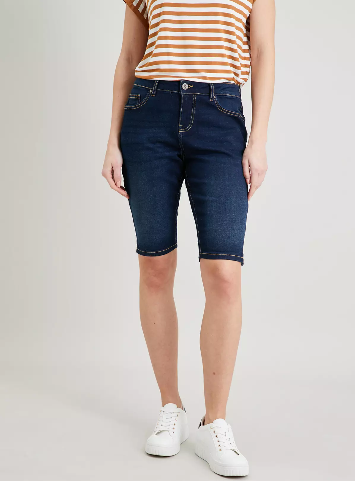Dark Denim Bermuda Shorts 18 3 Dark Denim Bermuda Shorts 18 - Image 3