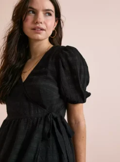 Everbelle Sheer Woven Check Midi Dress - 8