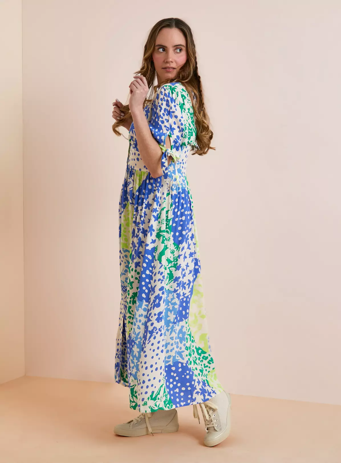 Everbelle Patchwork Floral Midaxi Dress 8 3 Everbelle Patchwork Floral Midaxi Dress 8 - Image 3