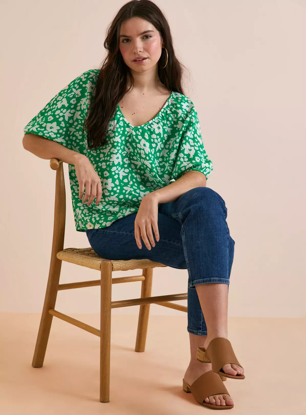 Everbelle Green Dotty Floral Relaxed Woven Top 12 2 Everbelle Green Dotty Floral Relaxed Woven Top 12 - Image 2