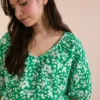 Everbelle Green Dotty Floral Relaxed Woven Top 12