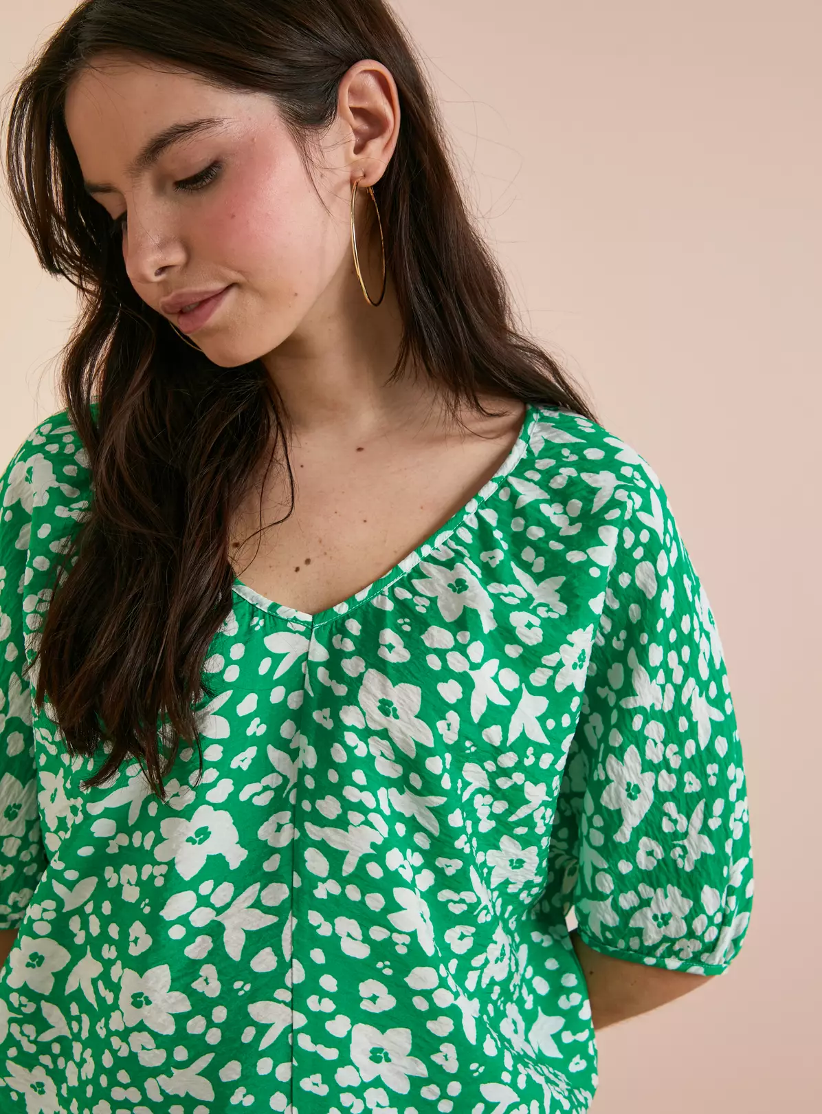 Everbelle Green Dotty Floral Relaxed Woven Top 12 1 Everbelle Green Dotty Floral Relaxed Woven Top 12