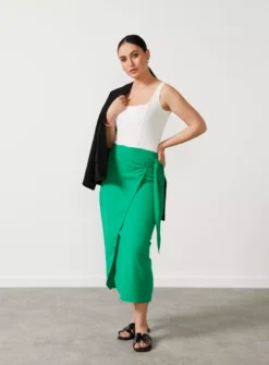 For All The Love Square Neck Contour Bodysuit 16 -Fit In Dress Sales tuc142758693 Cream R Z004A