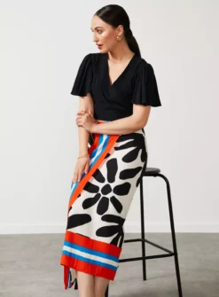 For All The Love Fluted Sleeve Wrap Front Top 18 -Fit In Dress Sales tuc142766731 Black R Z005A