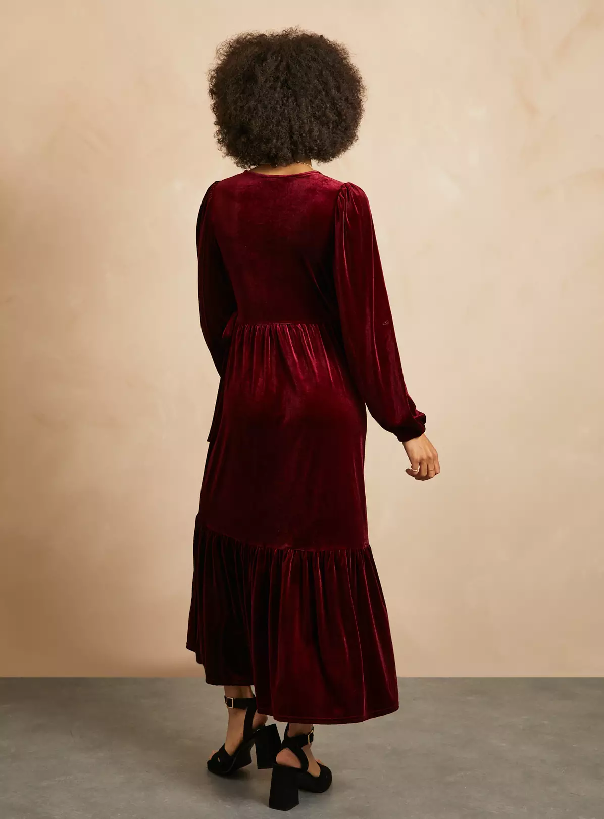 EVERBELLE Dark Red Velvet Wrap Dress 16 2 EVERBELLE Dark Red Velvet Wrap Dress 16 - Image 2