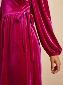 EVERBELLE Pink Velvet Wrap Dress 12