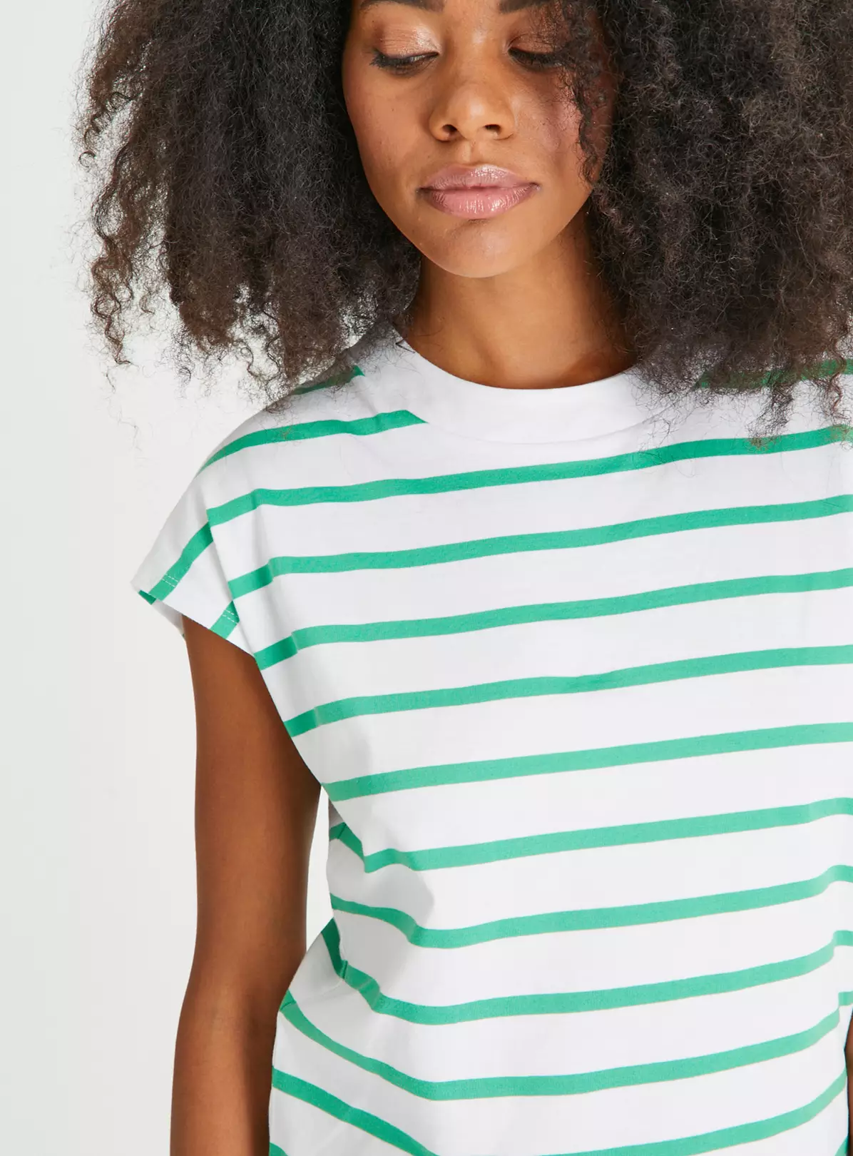 Green Stripe Drop Hem T-Shirt 16 3 Green Stripe Drop Hem T-Shirt 16 - Image 3