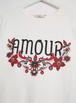 White Amour Slogan T-Shirt 8 9 White Amour Slogan T-Shirt 8 -Fit In Dress Sales tuc143219501 Cream R Z004A 1