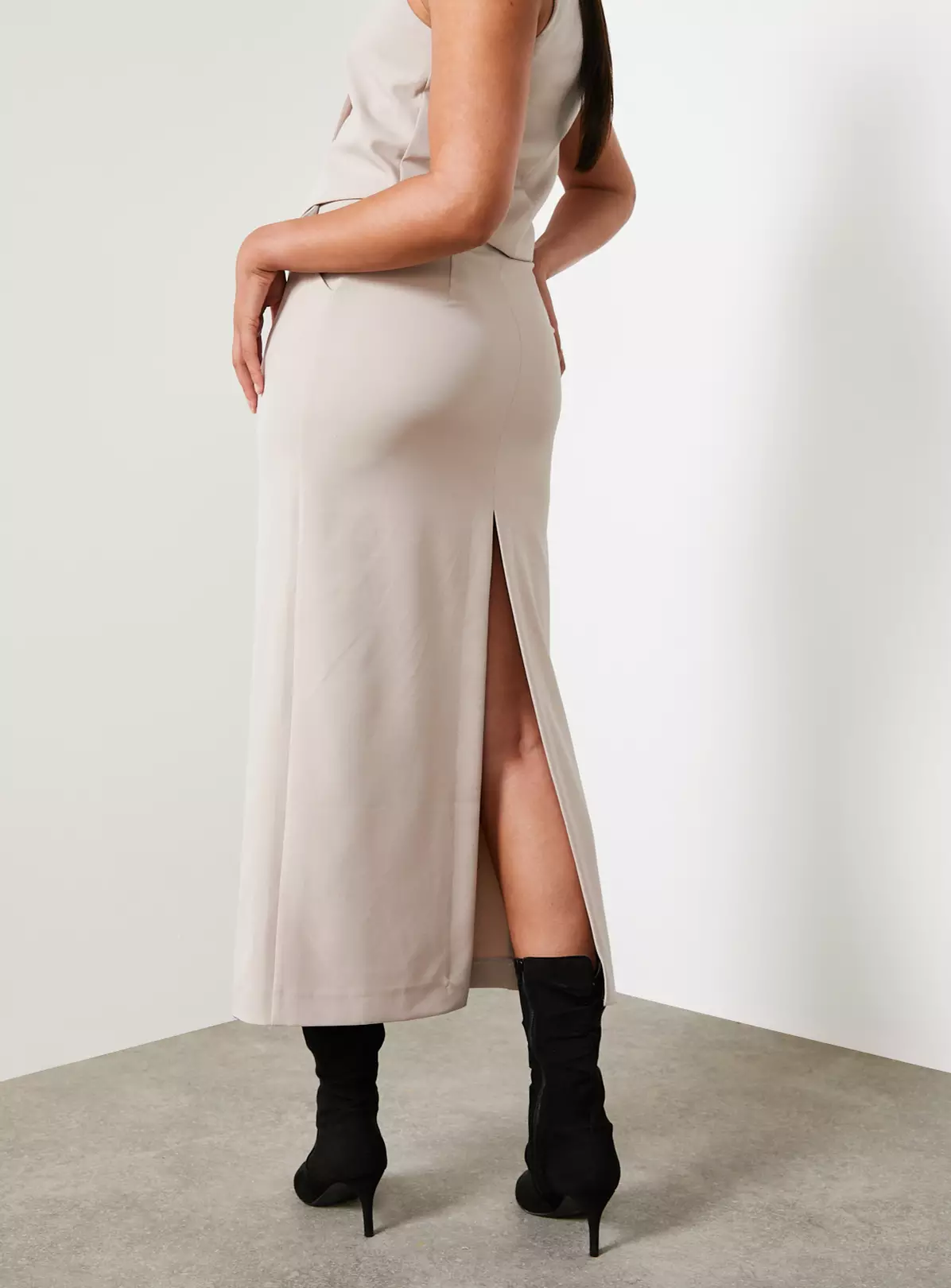 For All The Love Stone Smart Midaxi Skirt 8 2 For All The Love Stone Smart Midaxi Skirt 8 - Image 2