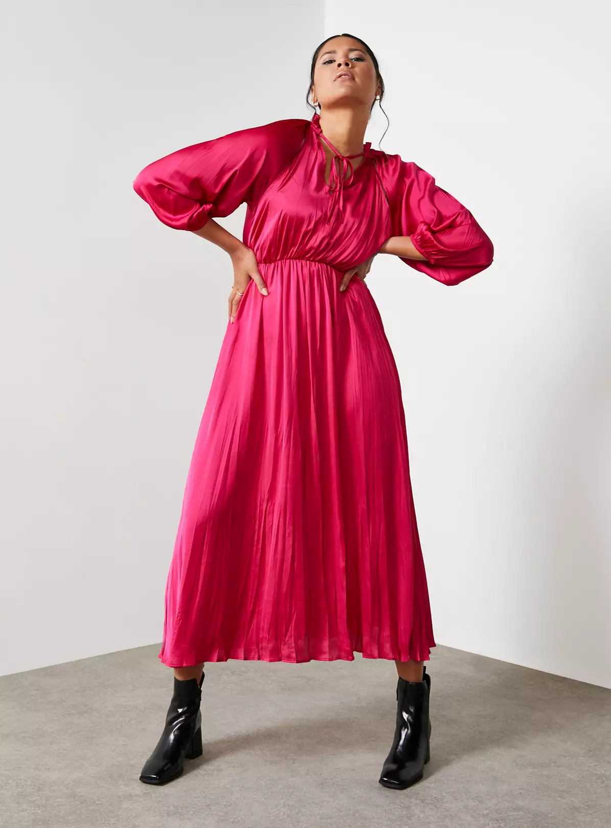 For All The Love Red Crushed Floaty Satin Tie Front Midaxi Dress 6 3 For All The Love Red Crushed Floaty Satin Tie Front Midaxi Dress 6 - Image 3