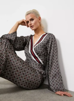 For All The Love Border Printed Satin Co-ord Wrap Top 18