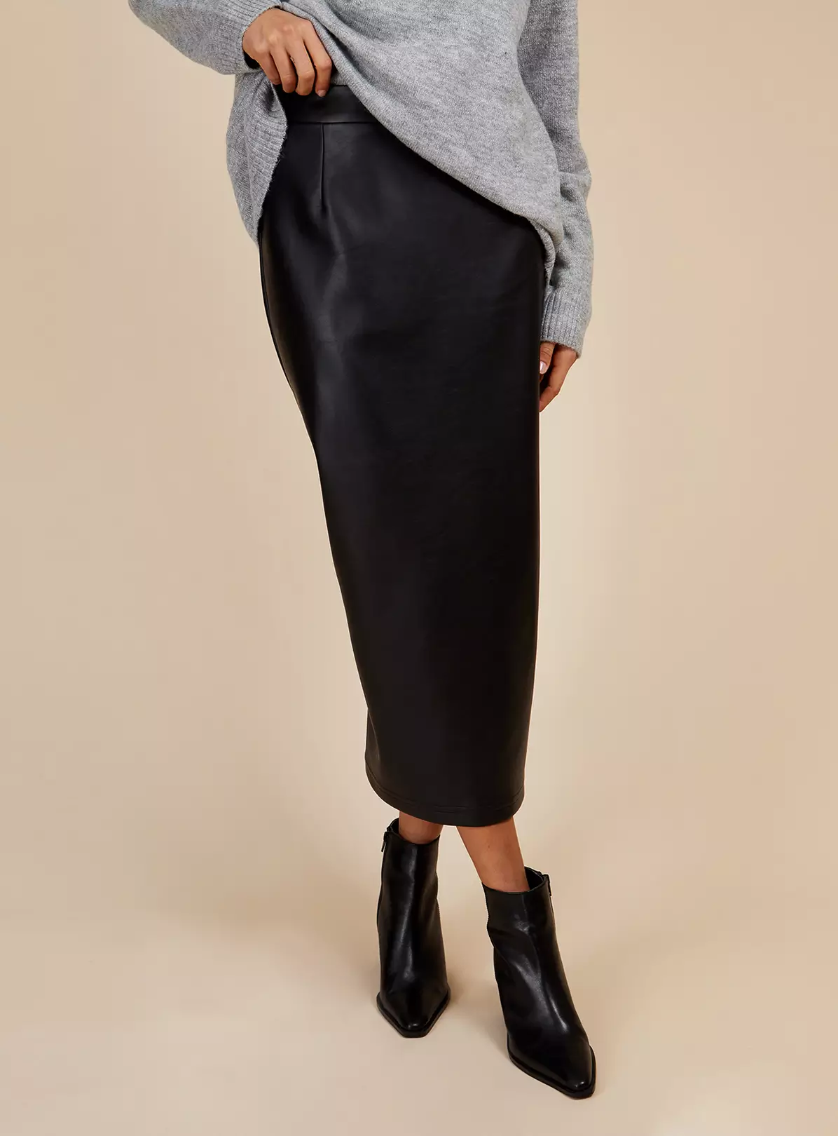 VOGUE WILLIAMS Black Pu Skirt 10 4 VOGUE WILLIAMS Black Pu Skirt 10 - Image 4