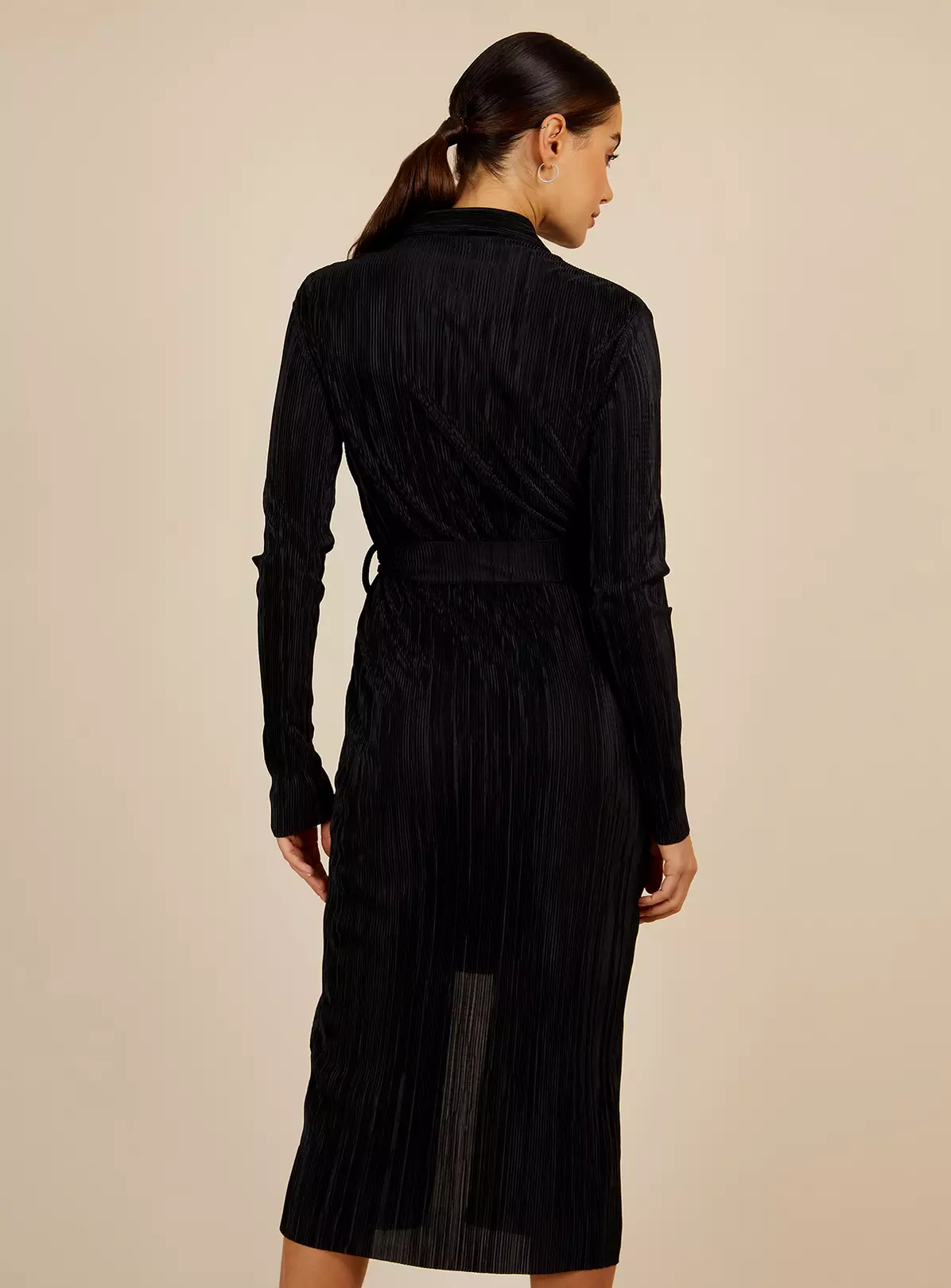 VOGUE WILLIAMS Black Plisse Midi Dress 16 4 VOGUE WILLIAMS Black Plisse Midi Dress 16 - Image 4