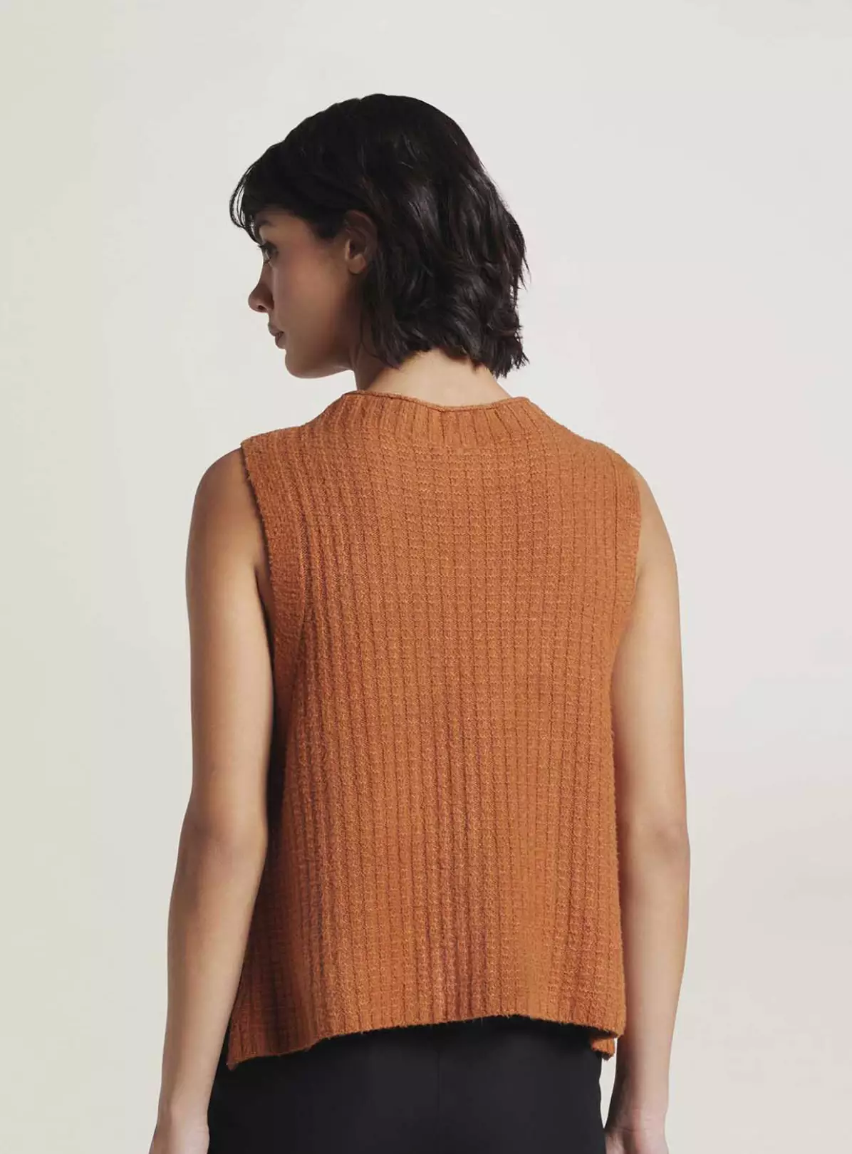 THOUGHT Ayla Organic Cotton Fluffy Knitted Vest 14 2 THOUGHT Ayla Organic Cotton Fluffy Knitted Vest 14 - Image 2