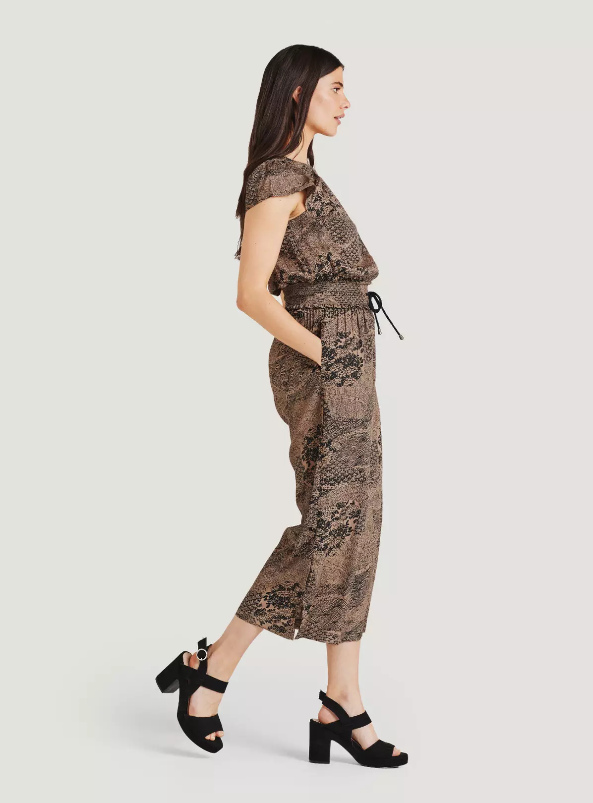 THOUGHT Carmen Lenzing EcoVero Crepe Jumpsuit 12 2 THOUGHT Carmen Lenzing EcoVero Crepe Jumpsuit 12 - Image 2