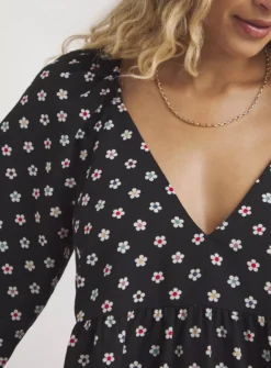 SIMPLY BE Black Floral Tiered Smock Dress 10