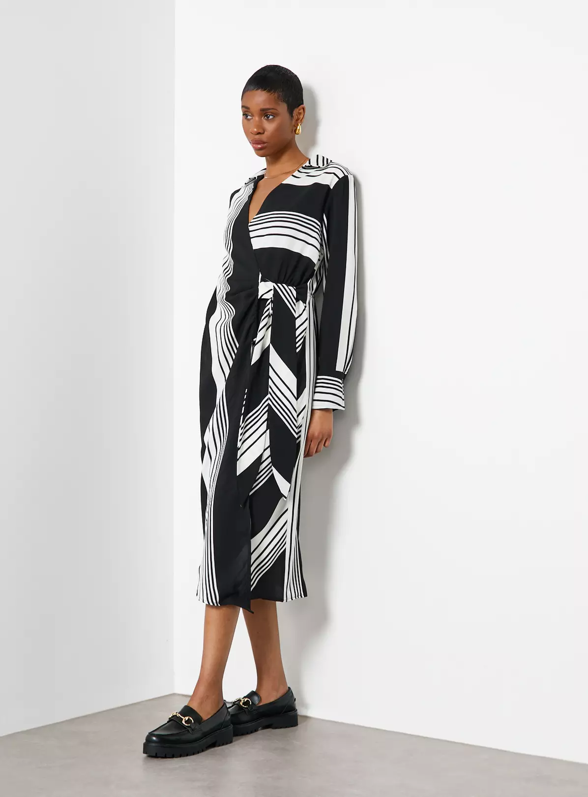 For All The Love Stripe Printed Tie Wrap Midi Dress 14 4 For All The Love Stripe Printed Tie Wrap Midi Dress 14 - Image 4