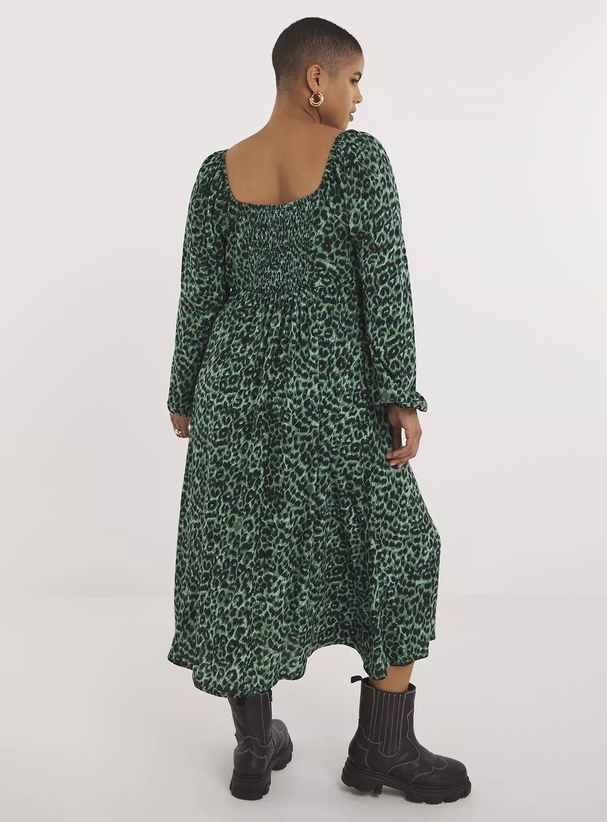 SIMPLY BE Corset Detail Green Animal Print Midi Dress 18 1 SIMPLY BE Corset Detail Green Animal Print Midi Dress 18
