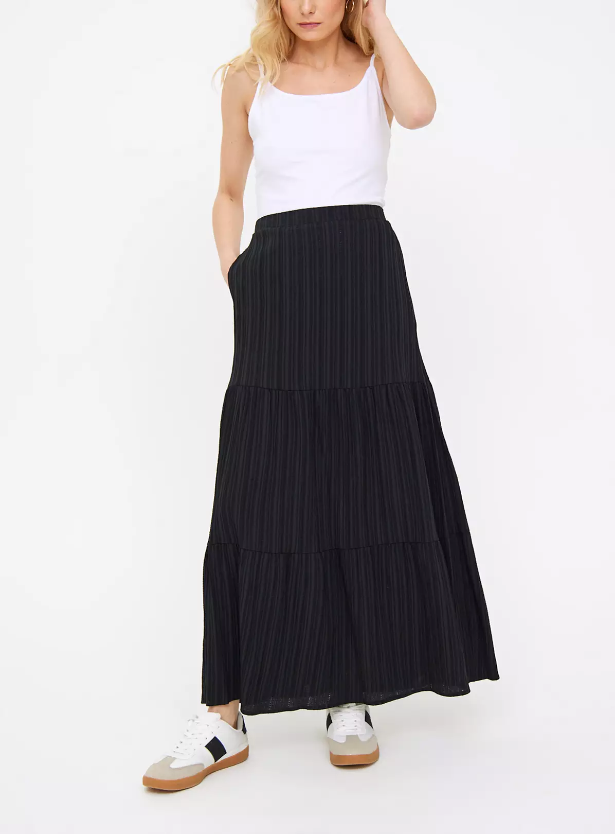 Black Tiered Maxi Skirt 20 4 Black Tiered Maxi Skirt 20 - Image 4