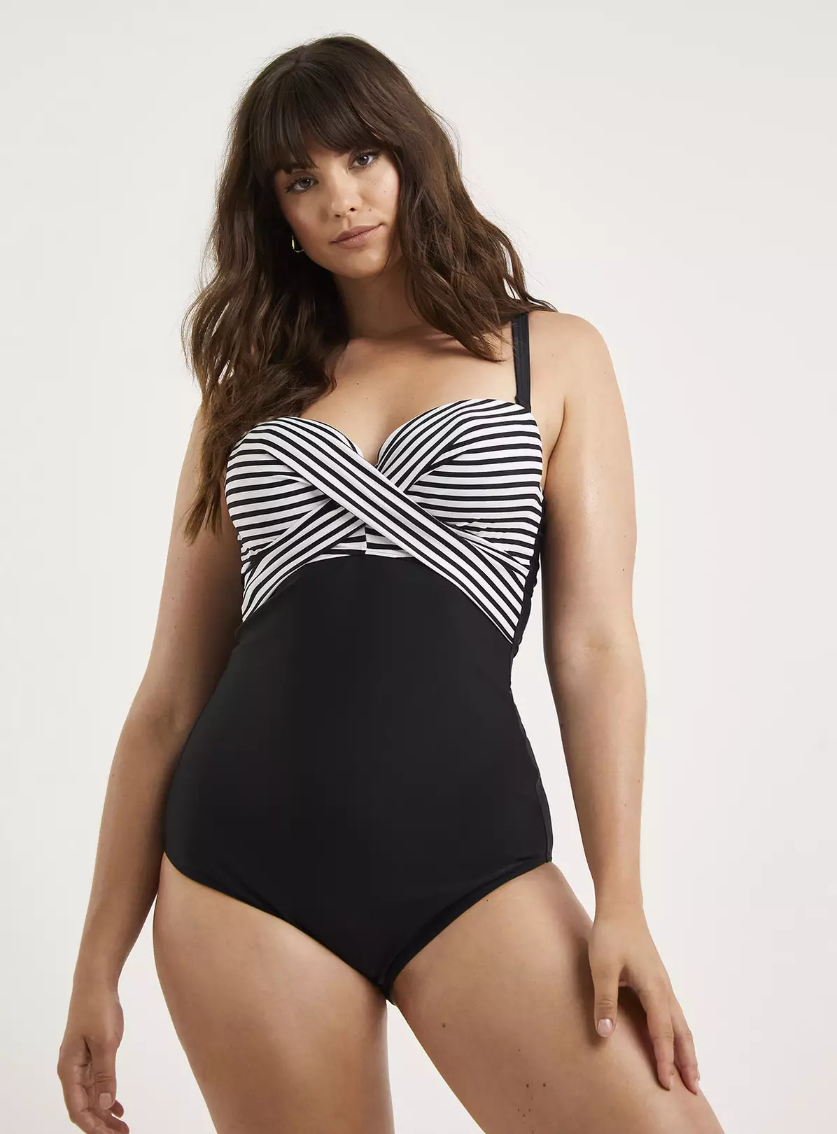 FIGLEAVES Tailor Twist Underwired Bandeau Tummy Control Swimsuit Longer Length 32G 2 FIGLEAVES Tailor Twist Underwired Bandeau Tummy Control Swimsuit Longer Length 32G - Image 2