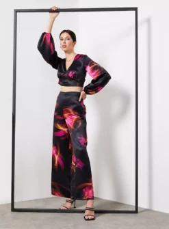 For All The Love Printed Tie Back Co-ord Top 18 9 For All The Love Printed Tie Back Co-ord Top 18 -Fit In Dress Sales tuc143652604 Multi20Coloured R Z004A