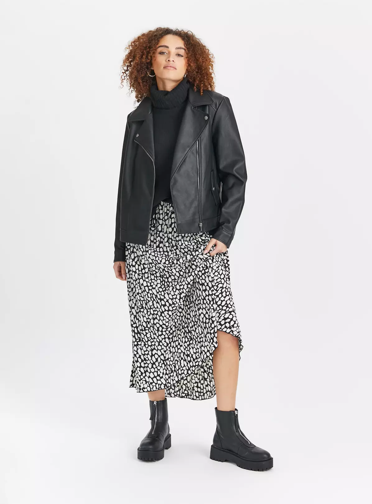 Mono Animal Print Pleated Midaxi Skirt 12 3 Mono Animal Print Pleated Midaxi Skirt 12 - Image 3