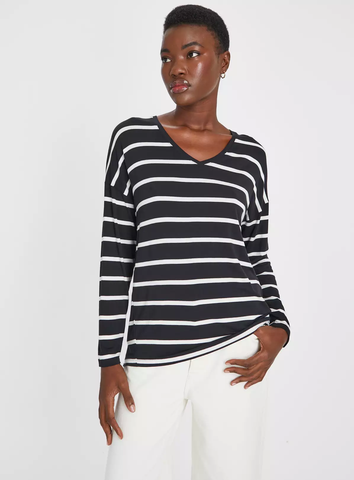 Mono Stripe V-Neck Long Sleeve Top 8 2 Mono Stripe V-Neck Long Sleeve Top 8 - Image 2