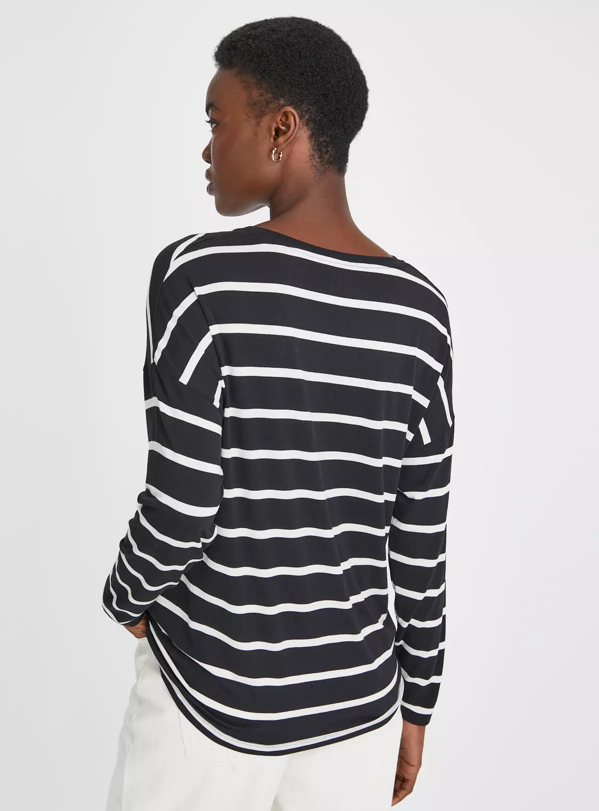Mono Stripe V-Neck Long Sleeve Top 24 4 Mono Stripe V-Neck Long Sleeve Top 24 - Image 4