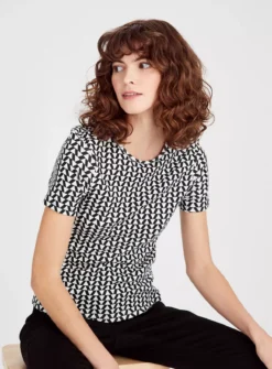 Mono Geometric Print T-Shirt 12 7 Mono Geometric Print T-Shirt 12 -Fit In Dress Sales tuc143688316 Mono R Z001A