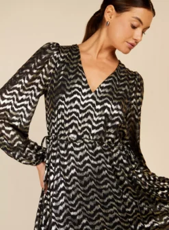 VOGUE WILLIAMS Black Foil Midaxi 10