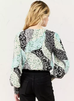 EVERBELLE Patched Print Tie Wrap Top 6 -Fit In Dress Sales tuc143731177 Multi20Coloured R Z004A