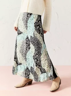 EVERBELLE Patchwork Print Side Split Midi Skirt 22 6 EVERBELLE Patchwork Print Side Split Midi Skirt 22 -Fit In Dress Sales tuc143737894 Multi20Coloured R Z001A
