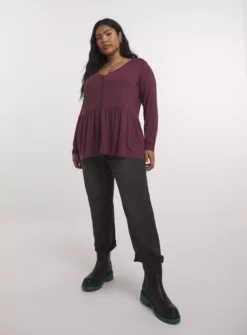 SIMPLY BE Burgundy Button Front Peplum Longline Top 20 7 SIMPLY BE Burgundy Button Front Peplum Longline Top 20 -Fit In Dress Sales tuc143847567 Dark20Red R Z001A