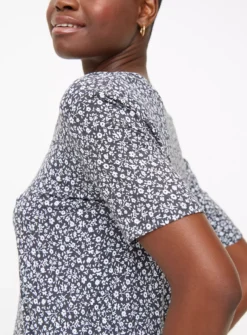 Grey Floral Print Relaxed T-Shirt 18 -Fit In Dress Sales tuc143971390 Grey R Z003A 1
