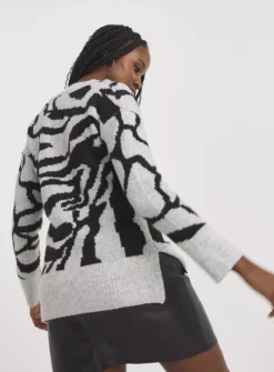 SIMPLY BE Grey Animal Pattern V Neck Tunic 32-34 -Fit In Dress Sales tuc144033493 Grey R Z002A