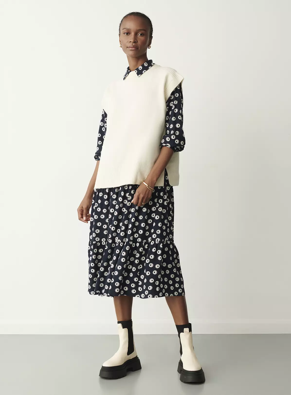 FINERY Ava Knitted Vest 20 4 FINERY Ava Knitted Vest 20 - Image 4