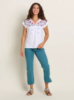 BRAKEBURN Piper Embroidered T Shirt 18 8 BRAKEBURN Piper Embroidered T Shirt 18 -Fit In Dress Sales tuc144061996 White R Z004A