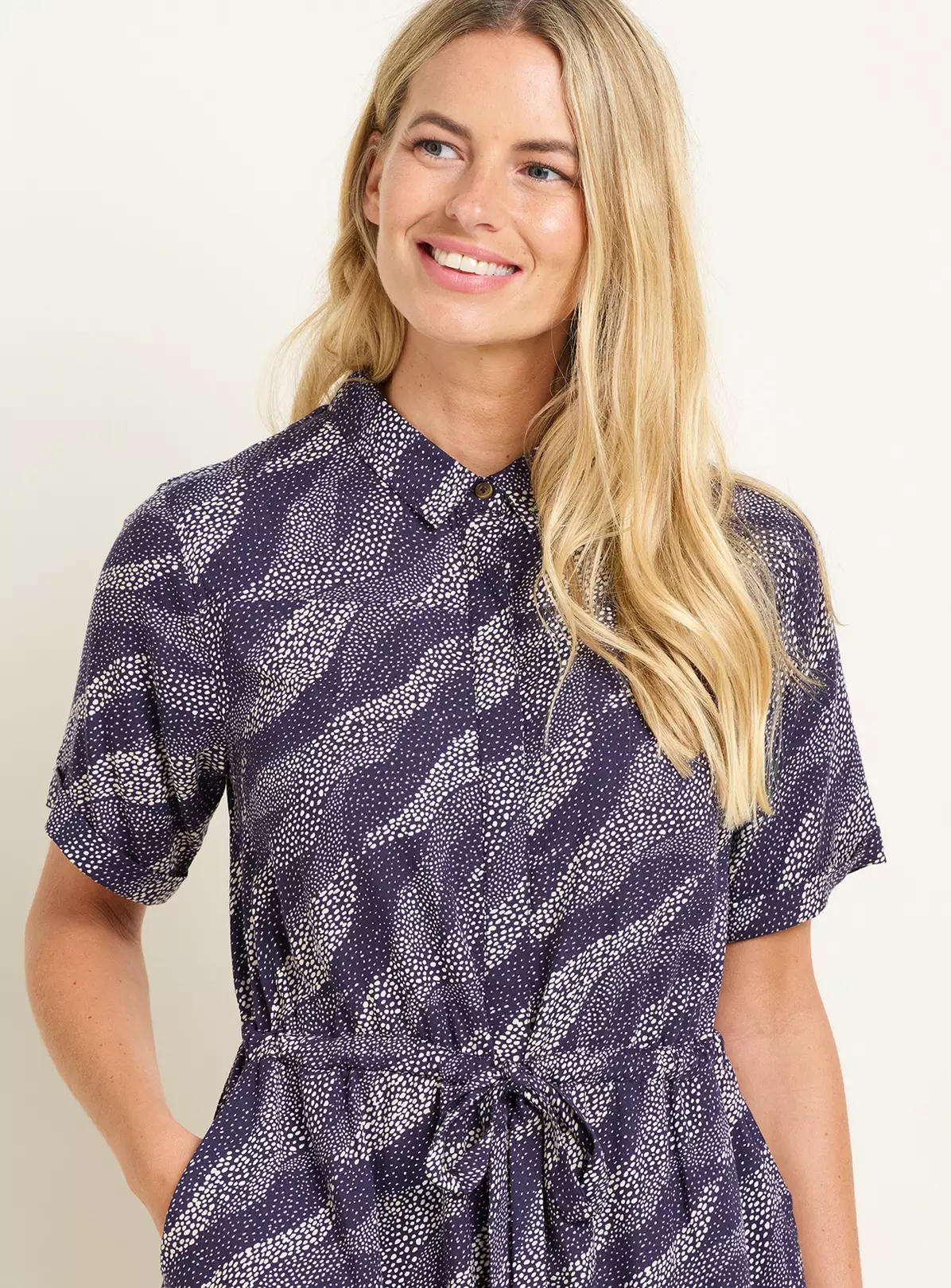 BRAKEBURN Flowing Dots Shirt Dress 18 1 BRAKEBURN Flowing Dots Shirt Dress 18