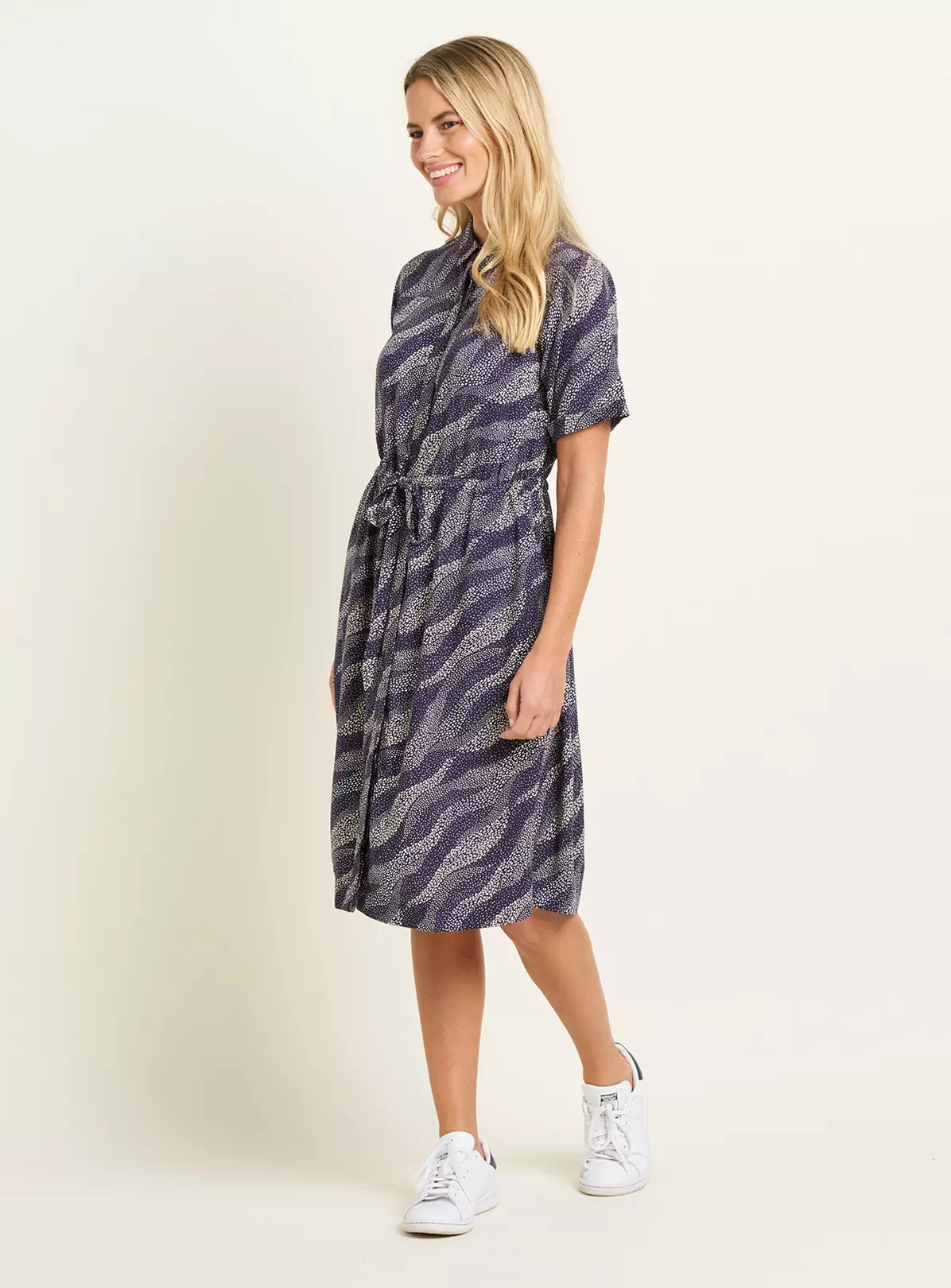 BRAKEBURN Flowing Dots Shirt Dress 18 5 BRAKEBURN Flowing Dots Shirt Dress 18 - Image 5