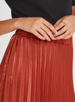 Rust Pleated Satin Maxi Skirt 20 7 Rust Pleated Satin Maxi Skirt 20 -Fit In Dress Sales tuc144069648 Chestnut R Z003A