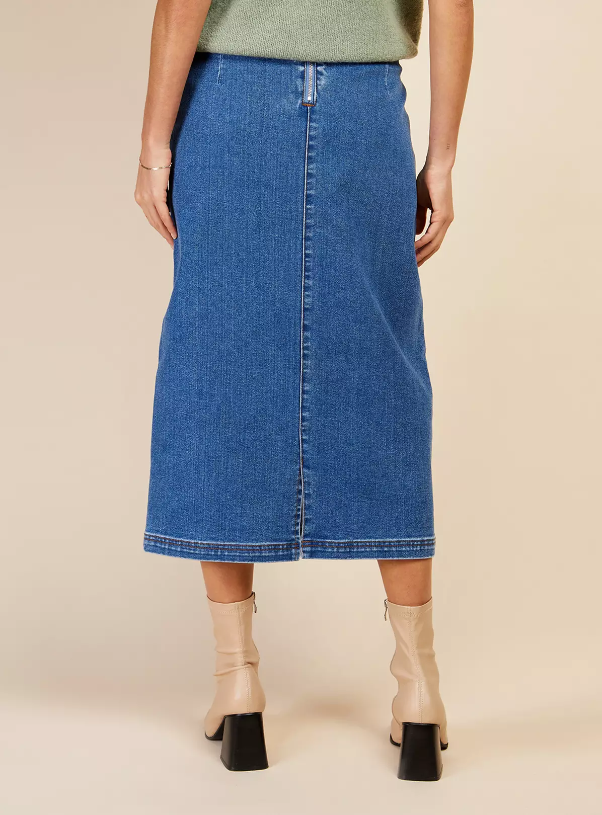 VOGUE WILLIAMS Denim Midi Skirt 18 3 VOGUE WILLIAMS Denim Midi Skirt 18 - Image 3