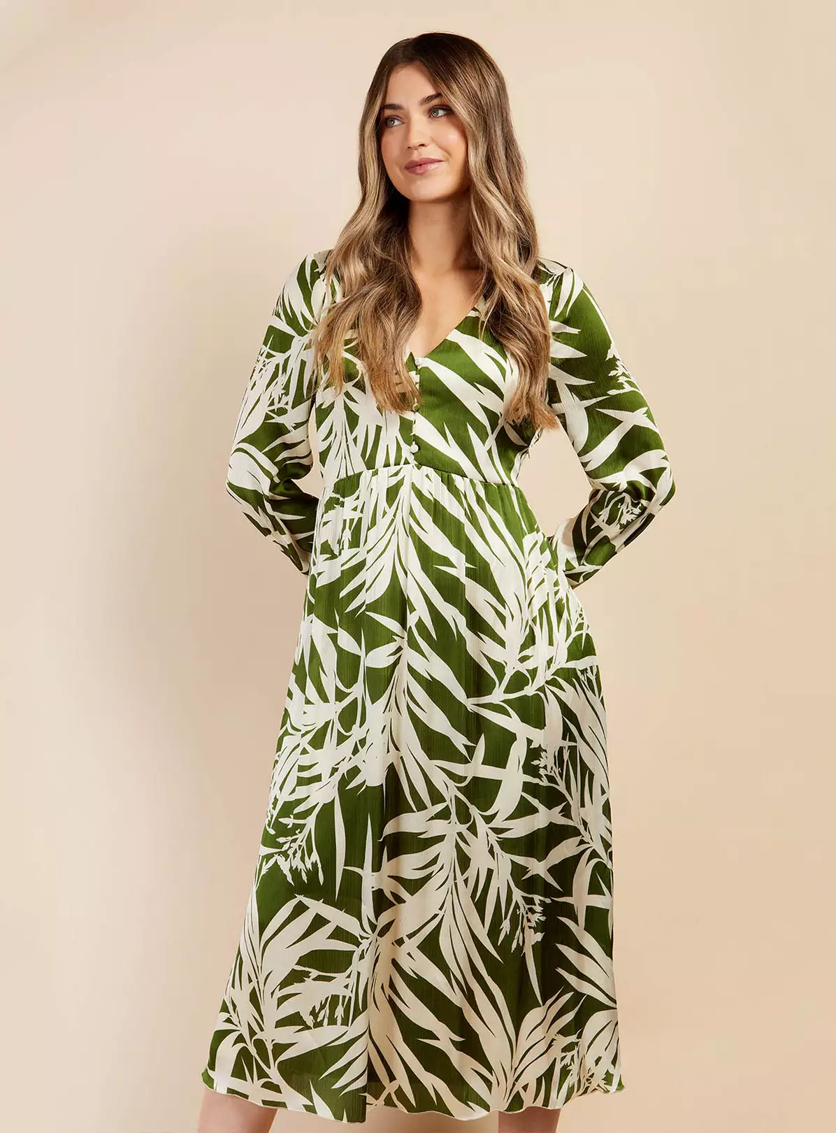VOGUE WILLIAMS Green Print Midaxi 14 2 VOGUE WILLIAMS Green Print Midaxi 14 - Image 2