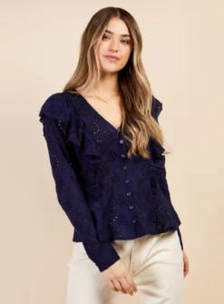 VOGUE WILLIAMS Navy Broderie Top 8 8 VOGUE WILLIAMS Navy Broderie Top 8 -Fit In Dress Sales tuc144157218 Navy R Z002A 1