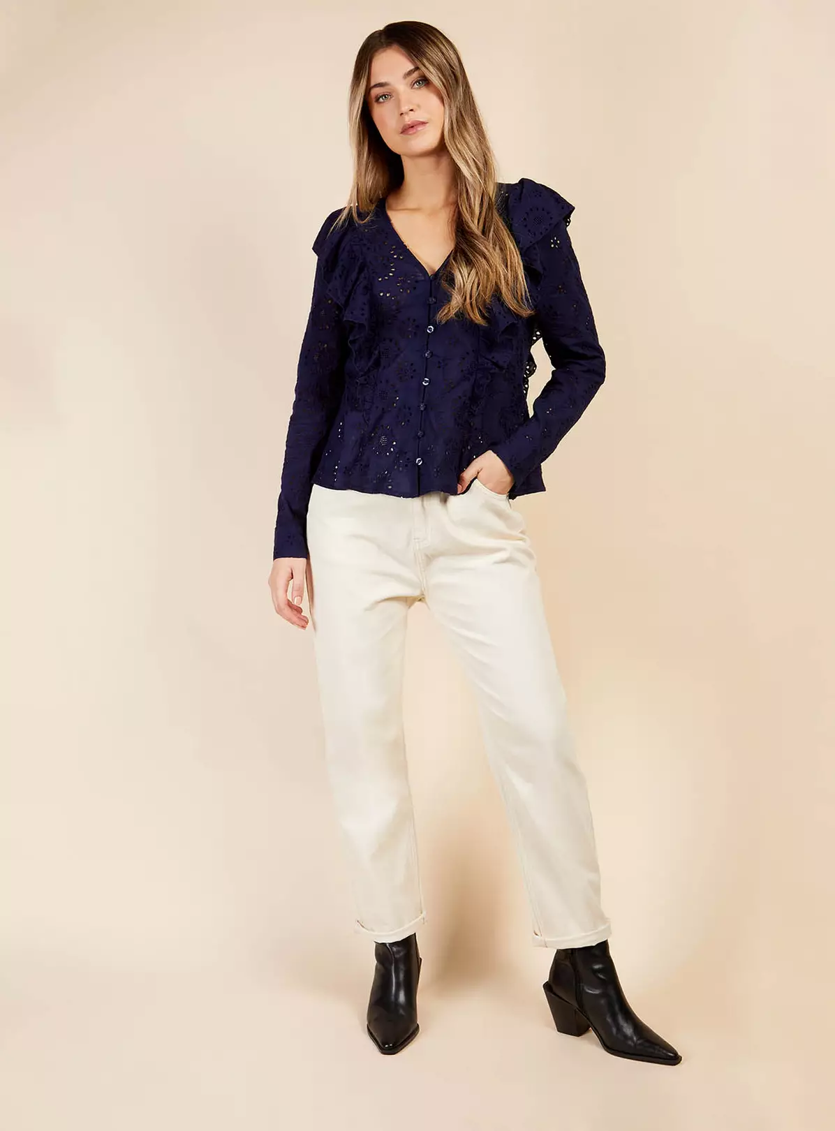 VOGUE WILLIAMS Navy Broderie Top 8 6 VOGUE WILLIAMS Navy Broderie Top 8 - Image 6