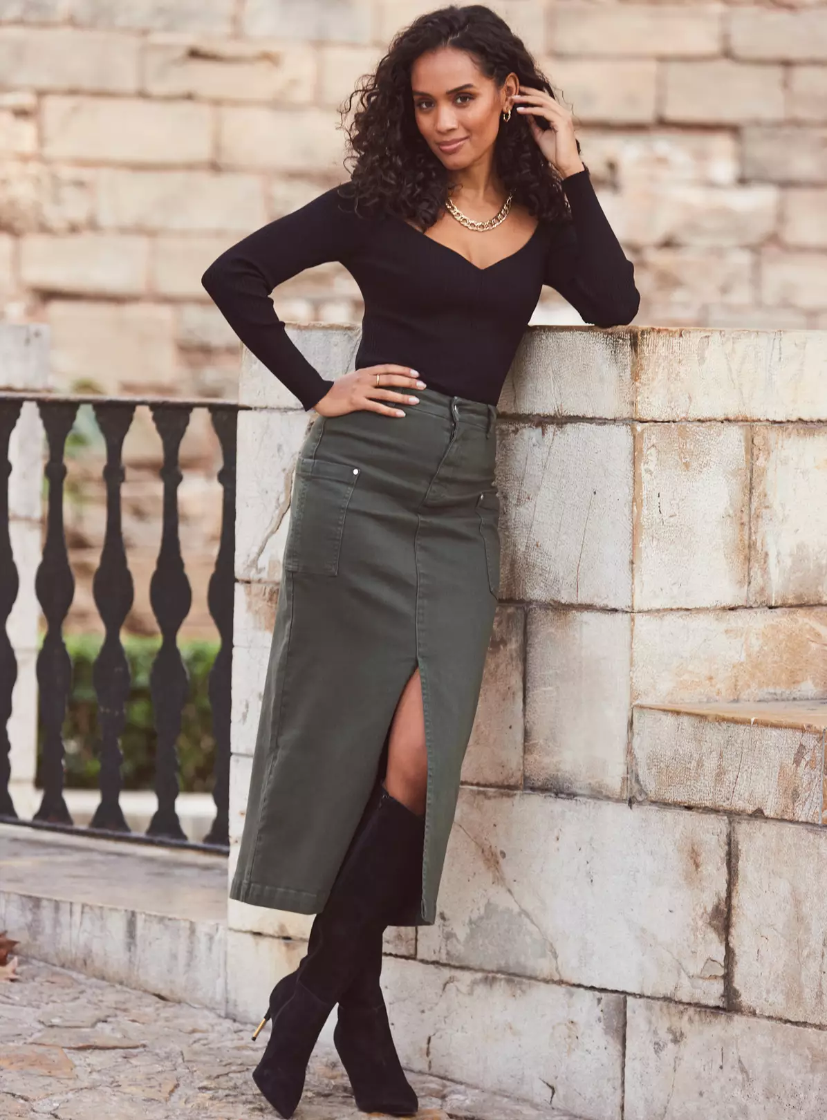 SOSANDAR Cargo Pocket Denim Skirt 18 5 SOSANDAR Cargo Pocket Denim Skirt 18 - Image 5