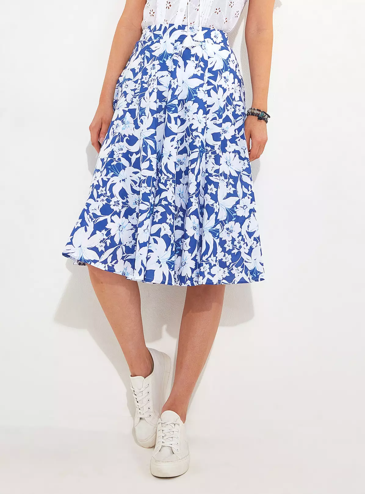 JOE BROWNS Floaty Floral Skater Skirt 16 2 JOE BROWNS Floaty Floral Skater Skirt 16 - Image 2