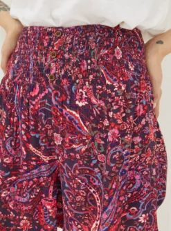 FATFACE Bright Paisley Shirred Waist Shorts 16